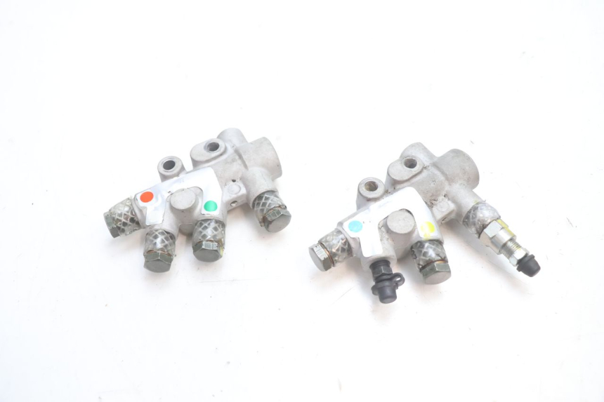 photo de BRAKE SPLITTER PIAGGIO MP3 LT 300 (2010 - 2016) - Zoom on usage condition