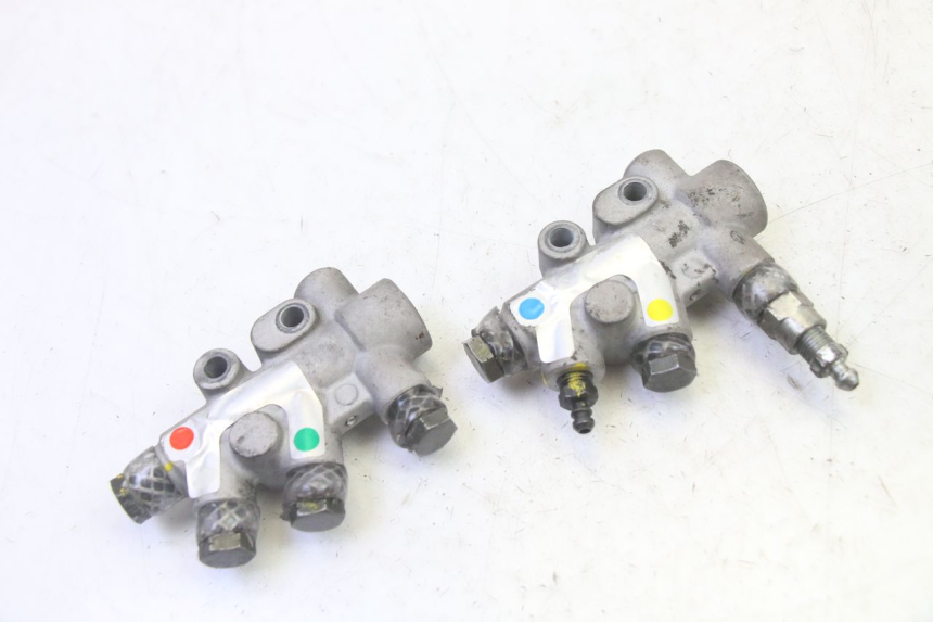 photo de BRAKE PROPORTIONING VALVE PIAGGIO MP3 RL 250 (2006 - 2010) - Component detail