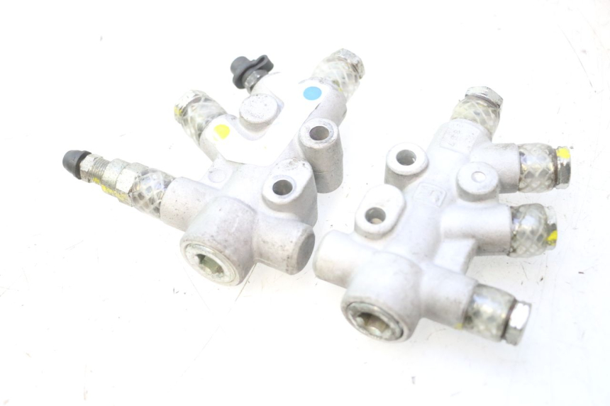 photo de BRAKE PROPORTIONING VALVE PIAGGIO MP3 500 (2011 - 2015) - Zoom on usage condition