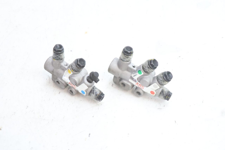photo de BRAKE SPLITTER PIAGGIO MP3 500 (2016 - 2018) - Alternative perspective