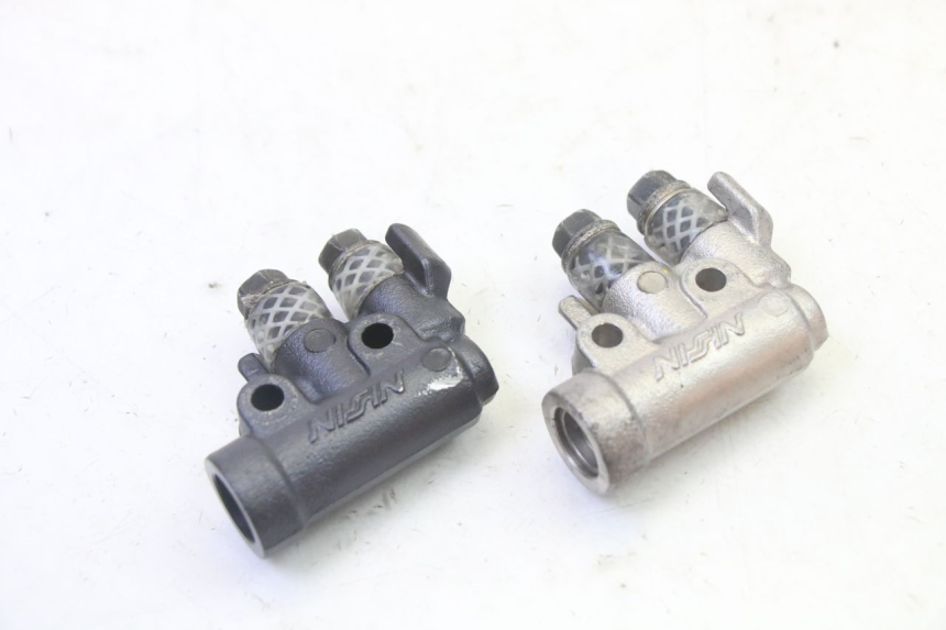 photo de BRAKE SPLITTER PEUGEOT SATELIS 125 (2013 - 2018) - Component detail