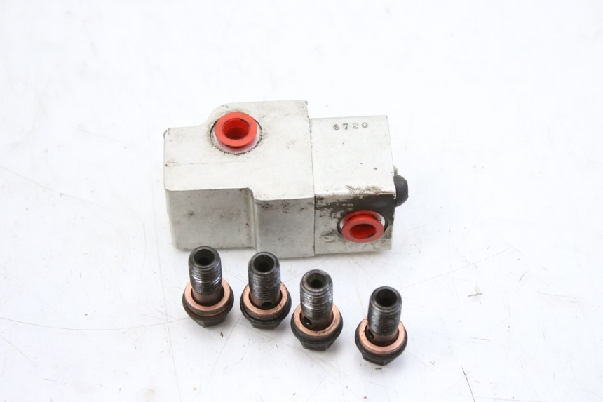 photo de BRAKE PROPORTIONING VALVE PEUGEOT TWEET 125 (2010 - 2017) - Main view