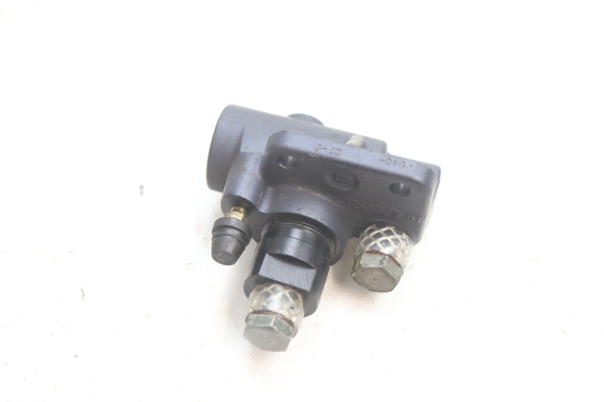 photo de BRAKE PROPORTIONING VALVE PIAGGIO X9 EVOLUTION 125 (2003 - 2007) - Technical close-up