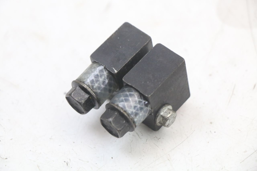 photo de BRAKE SPLITTER YAMAHA XJ6 ABS 600 (2008 - 2016) - Zoom on usage condition