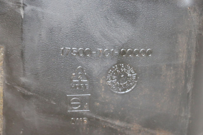 photo de FUEL TANK ADIVA AD3 300 (2014 - 2020) - Component detail