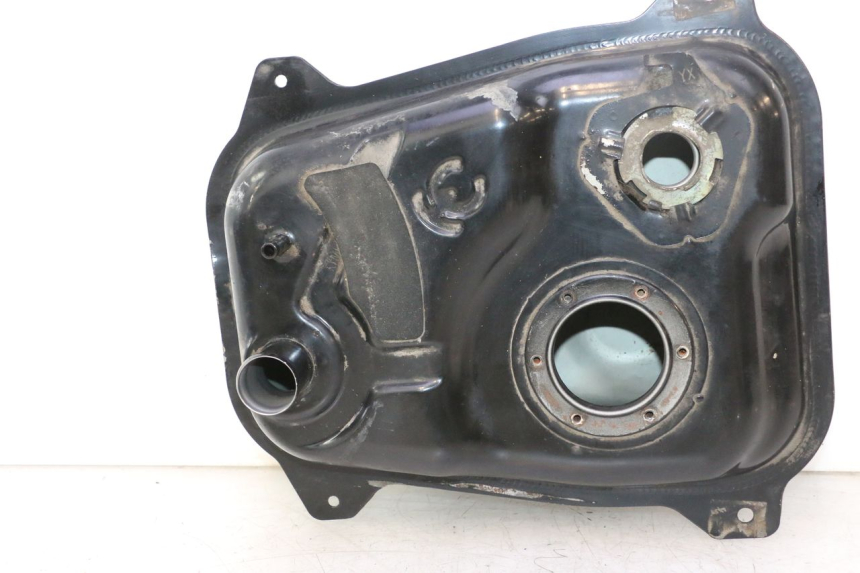 photo de FUEL TANK KYMCO AGILITY 16+ 4T 50 (2018 - 2023) - Alternative perspective