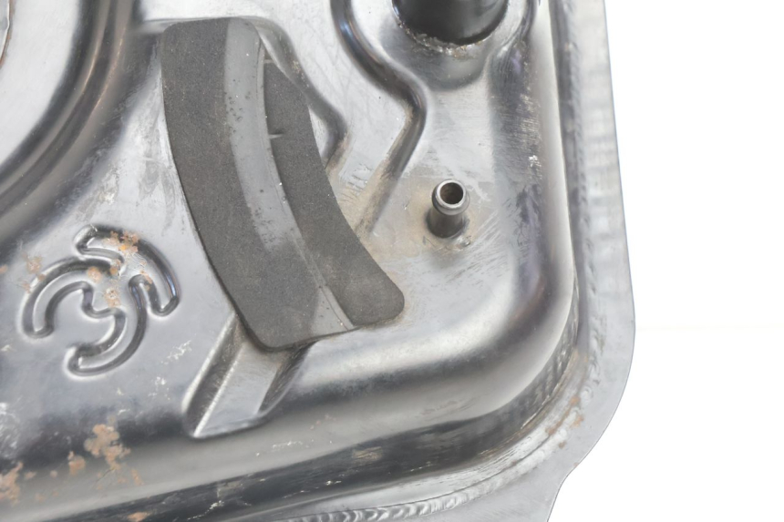 photo de FUEL TANK KYMCO AGILITY CITY 16P 125 (2015 - 2024) - Markings and original references