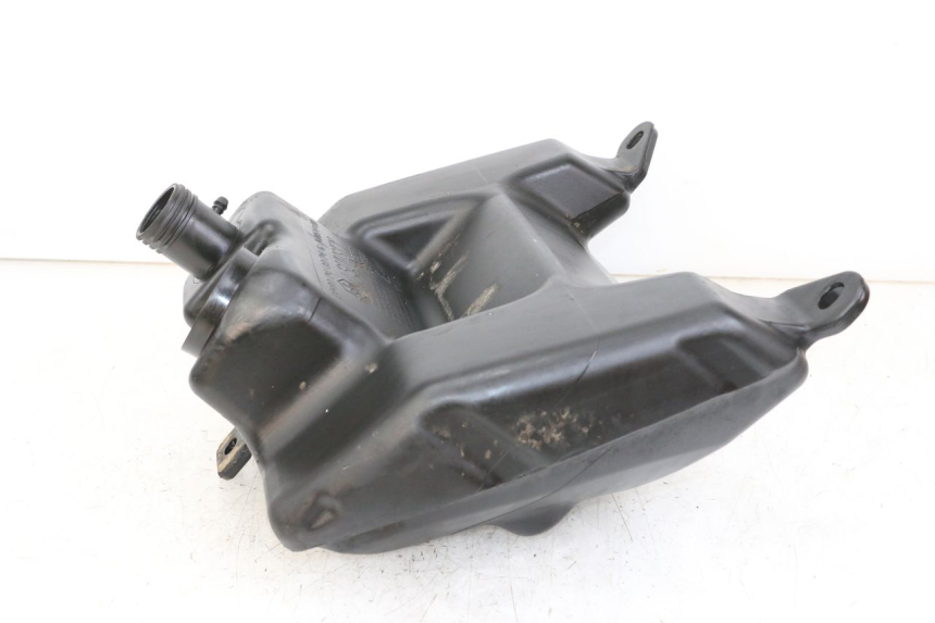 photo de FUEL TANK APRILIA SR MOTARD 50 (2012 - 2018) - Zoom on usage condition