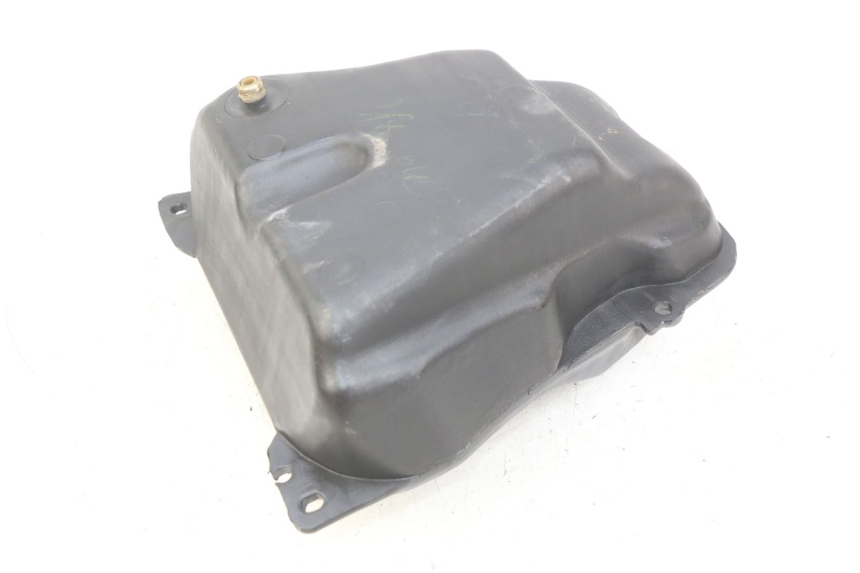 photo de FUEL TANK PGO BIG MAX 50 (2001 - 2009) - Component detail