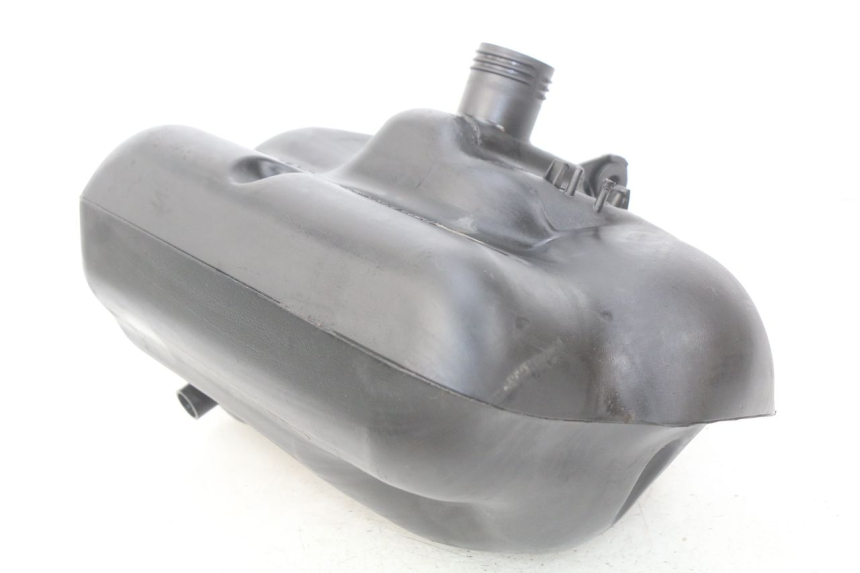 photo de FUEL TANK MBK BOOSTER NEXT GENERATION 50 (2004 - 2007) - Zoom on usage condition