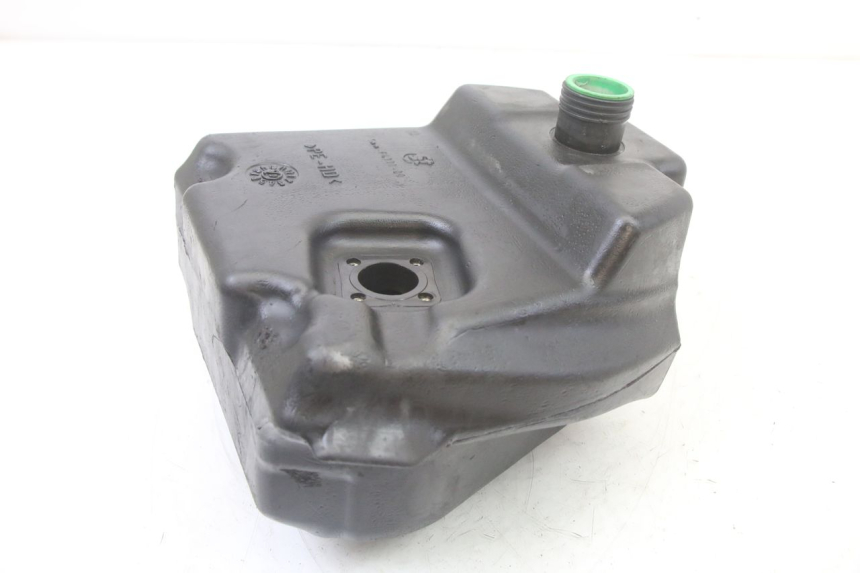 photo de FUEL TANK MBK BOOSTER SPIRIT NAKED 50 (2004 - 2017) - Zoom on usage condition