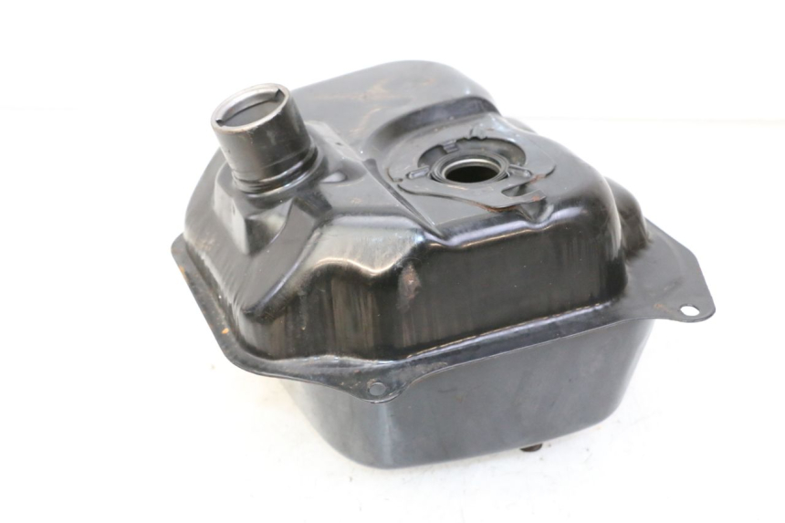 photo de FUEL TANK TNT MOTOR BOSTON 4T 50 (2018 - 2025) - Surface and material condition