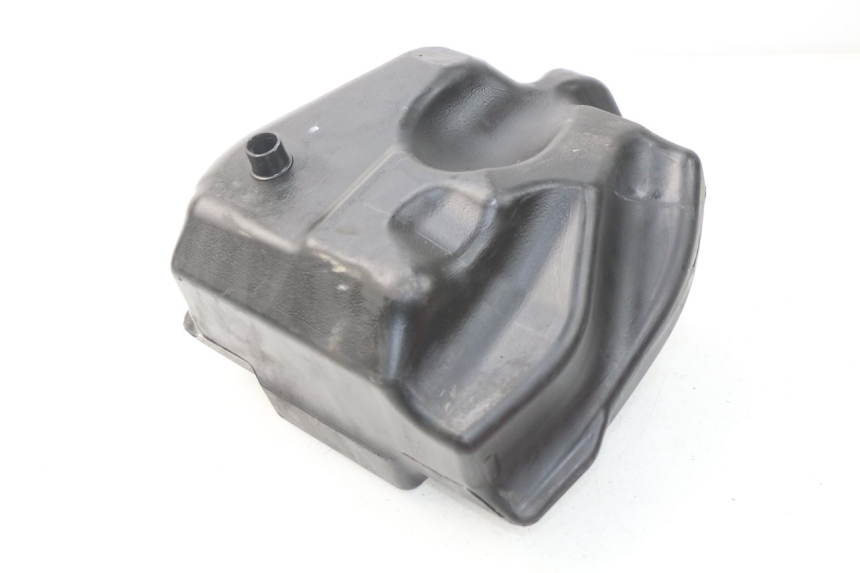 photo de FUEL TANK YAMAHA BW'S 50 (2004 - 2017) - Technical close-up