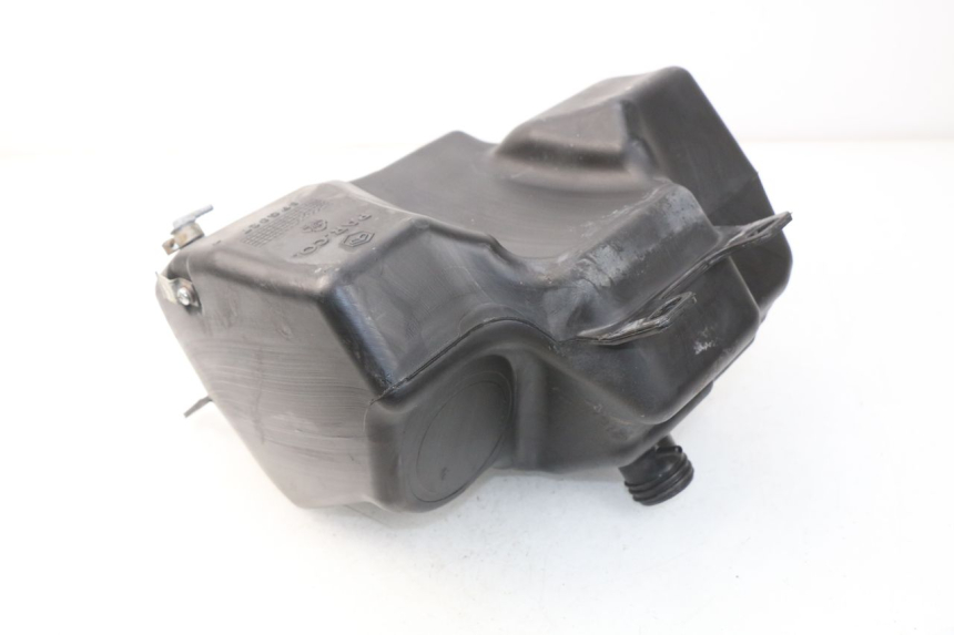 photo de FUEL TANK PIAGGIO CARNABY 125 (2007 - 2011) - Component detail