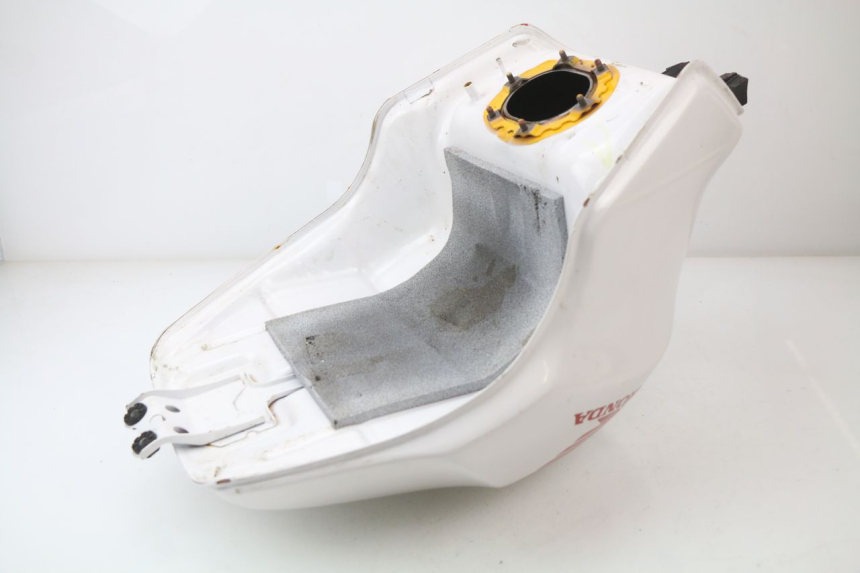 photo de FUEL TANK HONDA CBR 929 RR FIREBLADE 900 (2000 - 2001) - Zoom on usage condition