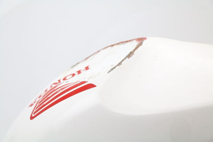 photo de FUEL TANK HONDA CBR 929 RR FIREBLADE 900 (2000 - 2001) - Technical close-up
