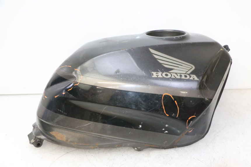 photo de FUEL TANK HONDA CBR F SC25 1000 (1989 - 1992) - Additional view of the item