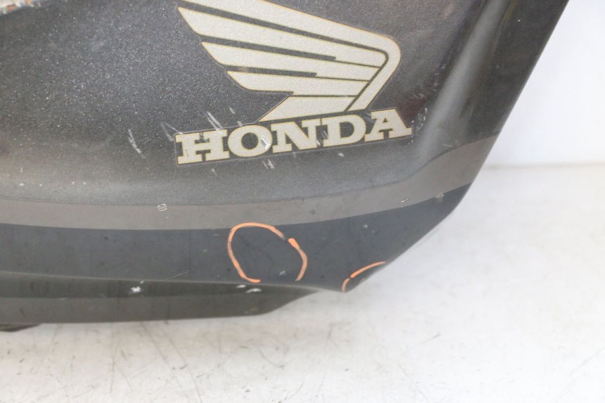 photo de FUEL TANK HONDA CBR F SC25 1000 (1989 - 1992) - Alternative perspective