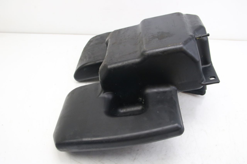 photo de FUEL TANK PEUGEOT CITYSTAR 50 (2013 - 2017) - Fixing points details