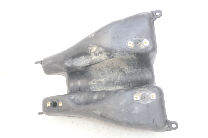 photo de FUEL TANK HONDA CRF CR-F 100 (2004 - 2013) - Zoom on usage condition