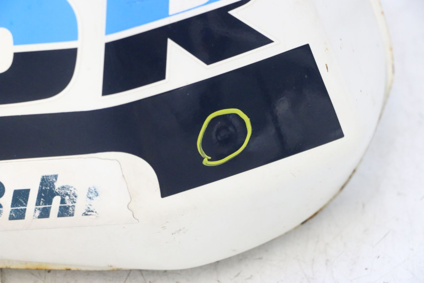 photo de FUEL TANK SUZUKI DR S 600 (1985 - 1989) - Additional view of the item