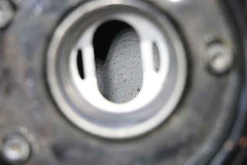 photo de FUEL TANK KAWASAKI ER-6 ER6 N 650 (2005 - 2009) - Zoom on usage condition