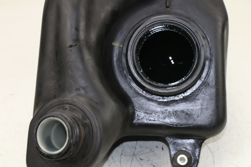 photo de FUEL TANK HONDA FES S-WING SWING ABS 125 (2007 - 2015) - Product overview