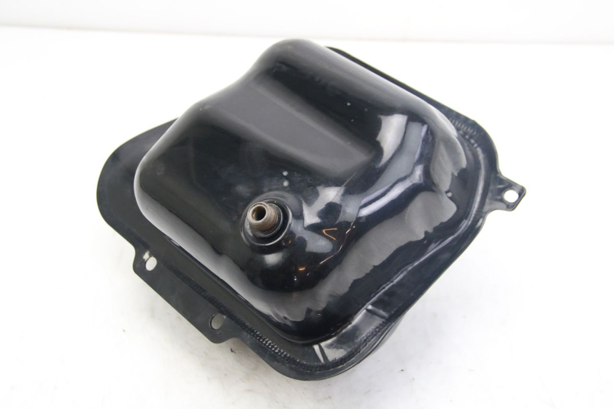 photo de FUEL TANK SYM FIDDLE 2 50 (2008 - 2013) - Fixing points details