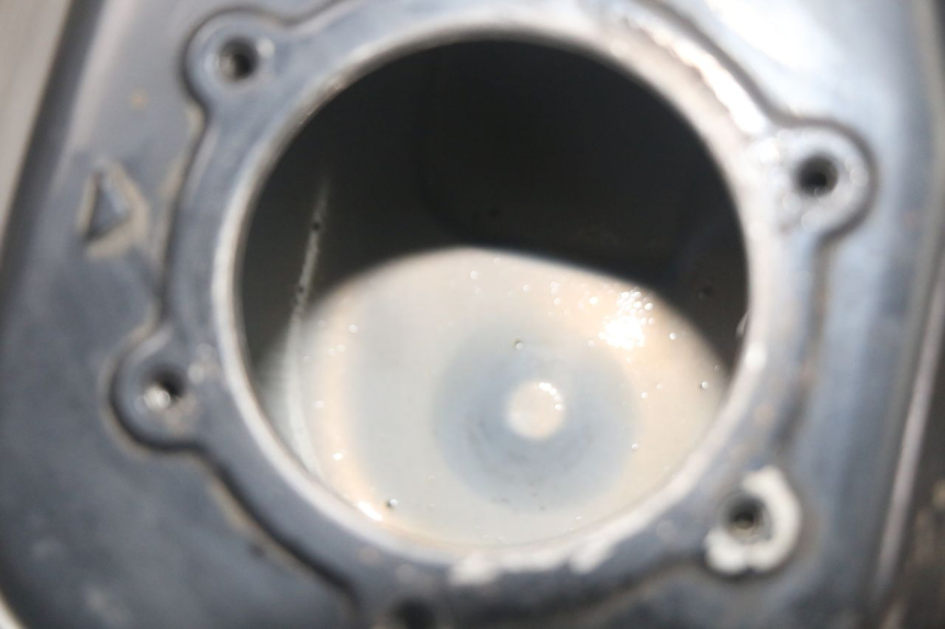 photo de FUEL TANK MBK FLAME X 125 (2004 - 2007) - Zoom on usage condition