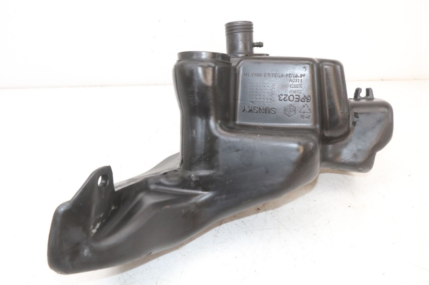 photo de FUEL TANK PIAGGIO FLY 2T 50 (2004 - 2017) - Zoom on usage condition