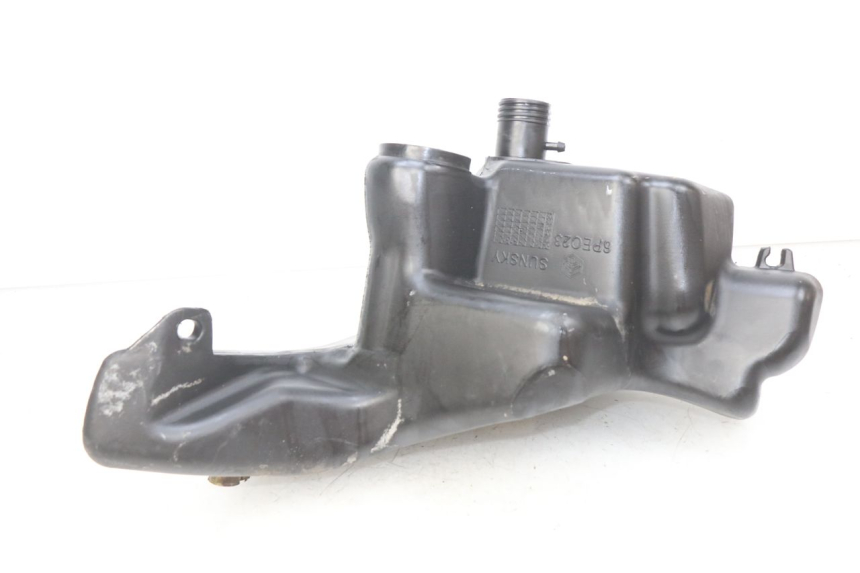 photo de FUEL TANK PIAGGIO FLY 100 (2006 - 2010) - Zoom on usage condition