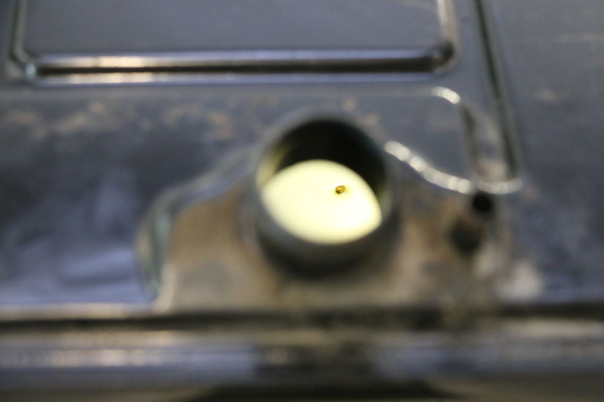 photo de FUEL TANK KYMCO GRAND DINK 125 (2008 - 2014) - Zoom on usage condition