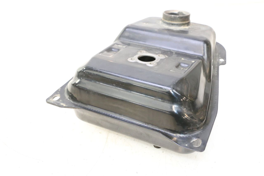 photo de FUEL TANK TNT MOTOR GRIDO 2T 50 (2010 - 2019) - Technical close-up