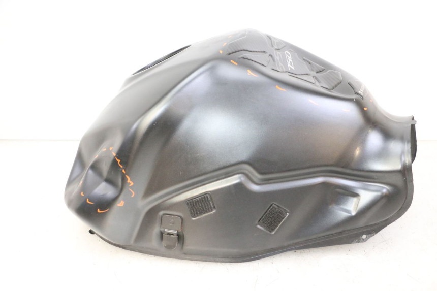 photo de FUEL TANK SUZUKI GSR 750 (2011 - 2017) - Component zoom