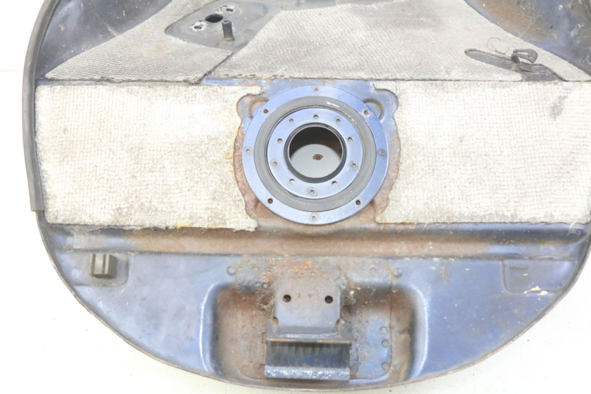 photo de FUEL TANK SUZUKI GSX-F GSX  F 1100 (1988 - 1994) - Alternative perspective