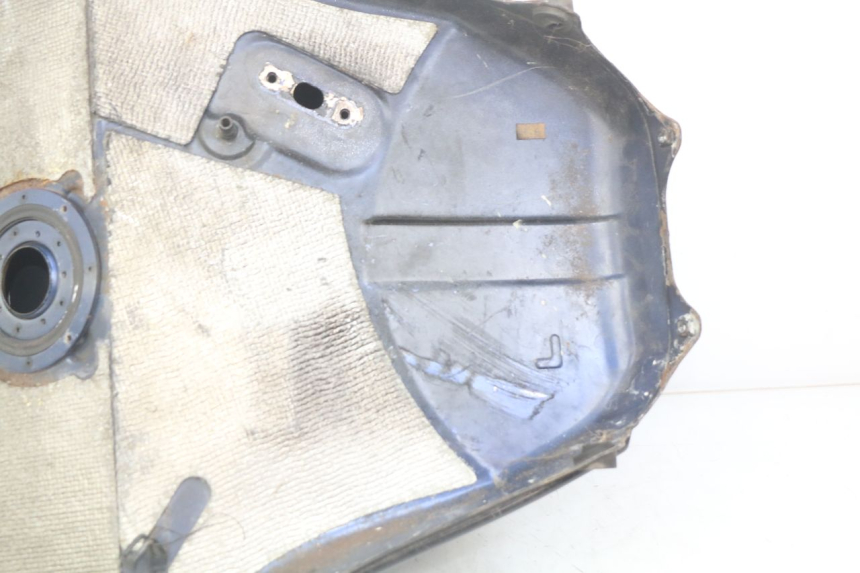 photo de FUEL TANK SUZUKI GSX-F GSX  F 1100 (1988 - 1994) - Technical close-up
