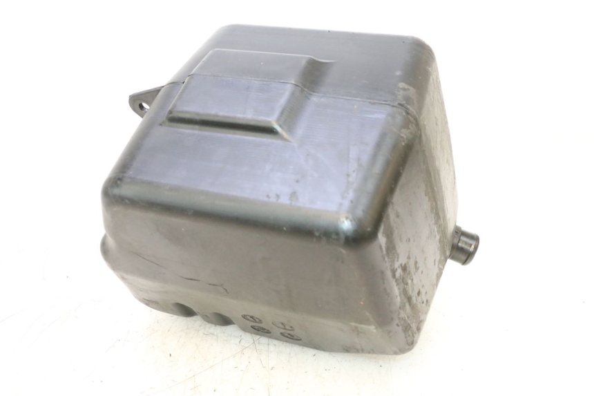 photo de FUEL TANK SYM GTS EVO 125 (2009 - 2013) - Technical close-up
