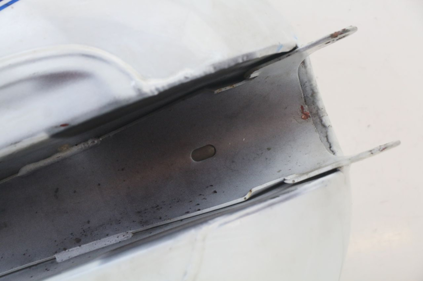 photo de FUEL TANK HARLEY DAVIDSON SPORTSTER XL CUSTOM 883 (1999 - 2006) - Detailed visual inspection