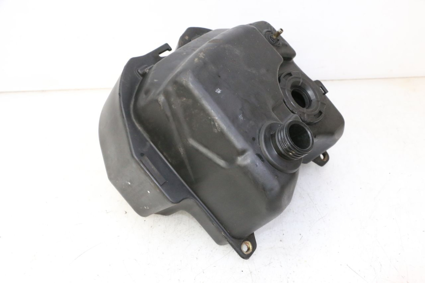 photo de FUEL TANK DAELIM HISTORY 125 (2001 - 2002) - Technical close-up