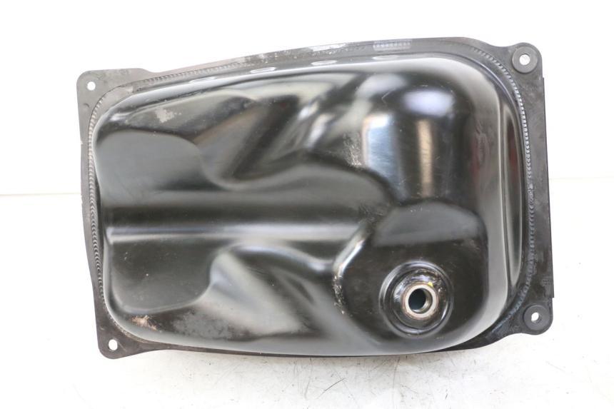 photo de FUEL TANK HONDA FORZA 125 (2021 - 2025) - Fixing points details