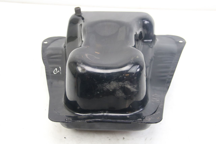 photo de FUEL TANK SYM JET 4 4T 50 (2018 - 2021) - Surface and material condition