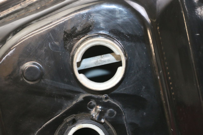 photo de FUEL TANK JM MOTORS VX 125 (2022 - 2025) - Zoom on usage condition