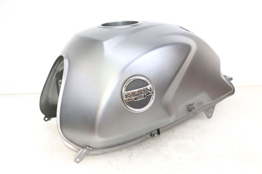 photo de FUEL TANK KIDEN KD125-G 125 (2018 - 2022) - Fixing points details