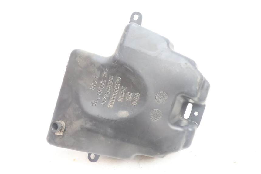 photo de FUEL TANK PEUGEOT KISBEE 4T 50 (2010 - 2017) - Alternative perspective