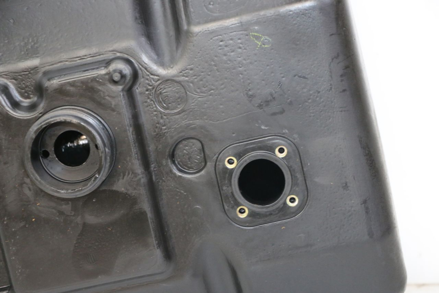 photo de FUEL TANK KYMCO PEOPLE S 125 (2000 - 2008) - Product overview