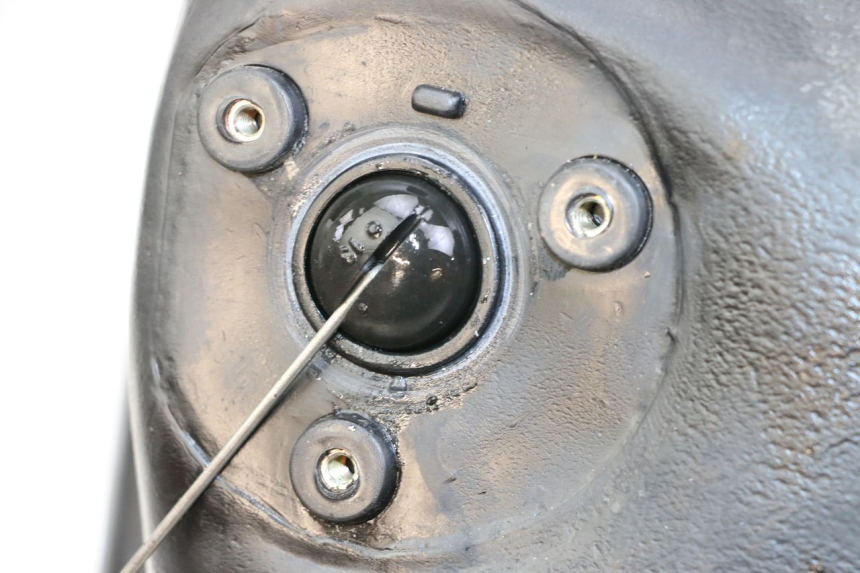 photo de FUEL TANK KYMCO STRYKER OFF ROAD 125 (1999 - 2005) - Technical close-up