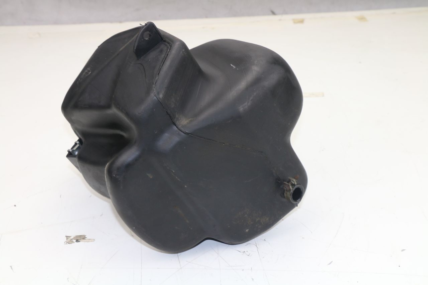 photo de FUEL TANK PIAGGIO LIBERTY 2T 50 (2009 - 2013) - Zoom on usage condition