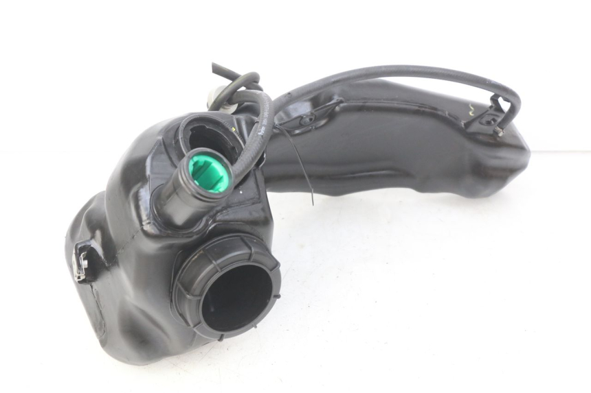 photo de FUEL TANK PIAGGIO LIBERTY IGET 4T 50 (2015 - 2020) - Technical close-up