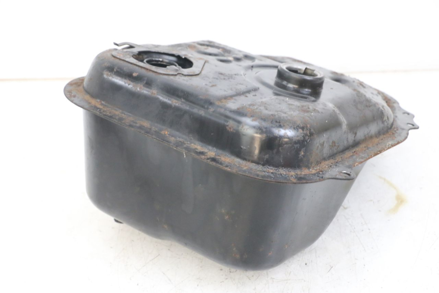 photo de FUEL TANK KYMCO LIKE 125 (2009 - 2016) - Fixing points details
