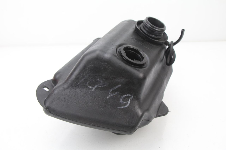 photo de FUEL TANK PEUGEOT LOOXOR 50 (2001 - 2004) - Zoom on usage condition